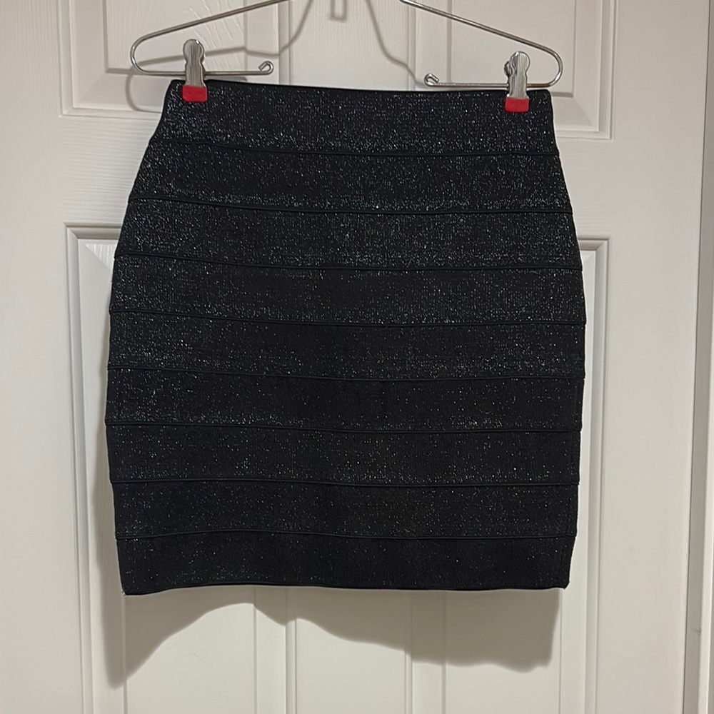 Elegant Sparkly body con Black Skirt